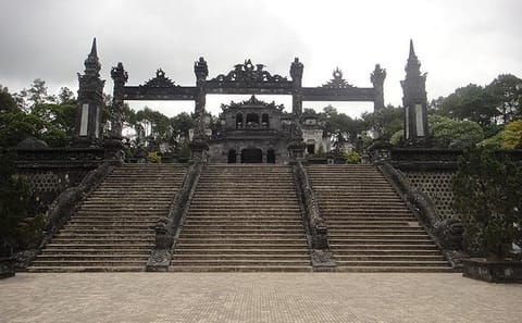 Hue Imperial City Tour from Chan May Port by Minivan