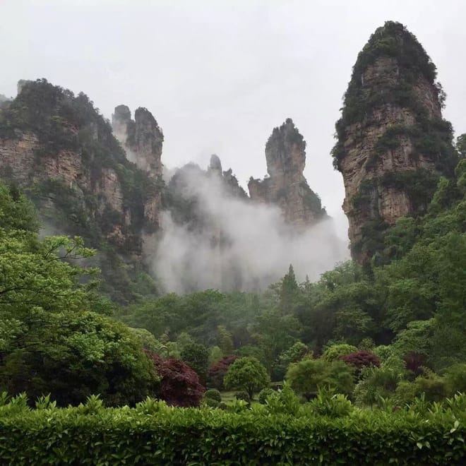 Private Impression Tour: Beijing, Xian, Lhasa, Chengdu, Zhangjiajie and Shanghai 14 Days 4
