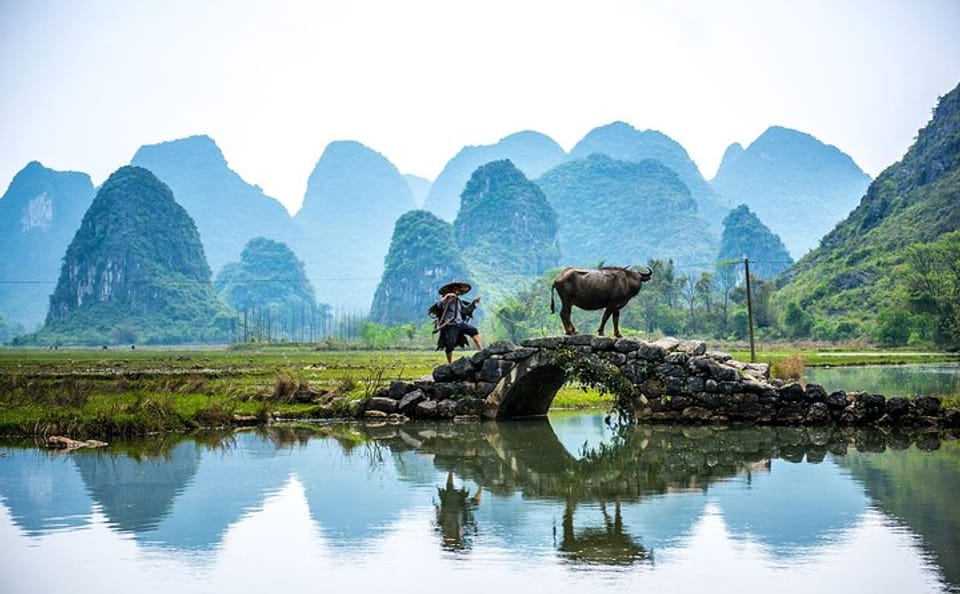 Xingping and Yangshuo Countryside Day Tour with Cycling