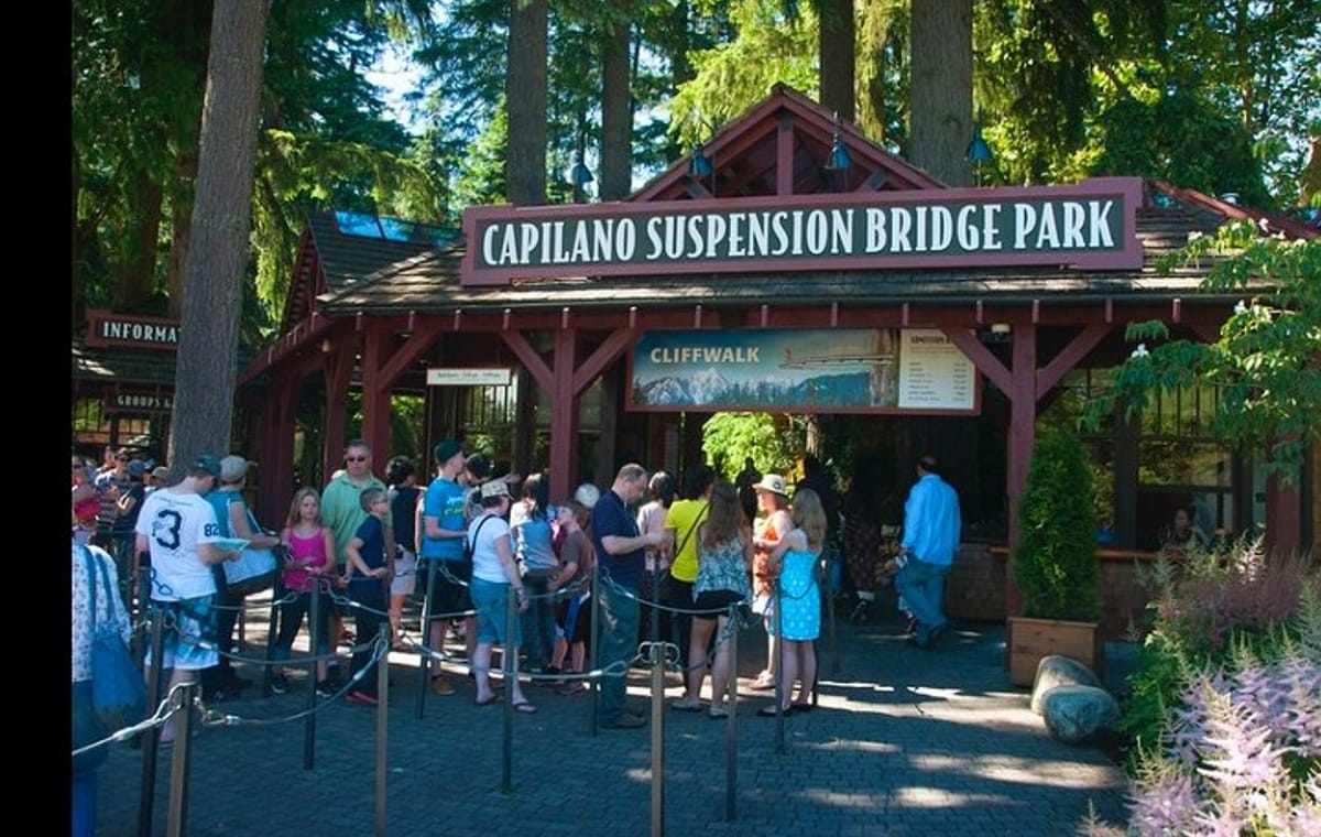 Full Day Private City Tour of Vancouver