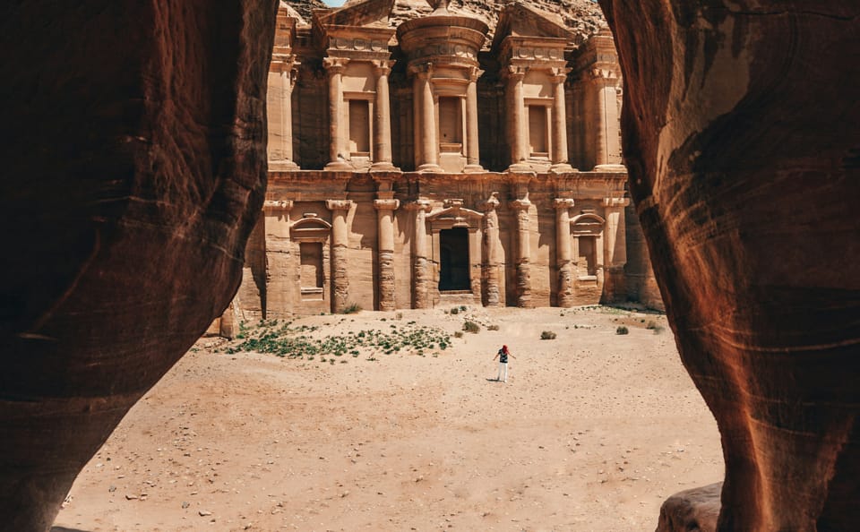 Immersive Jordan Tour : Petra & Wadi Rum