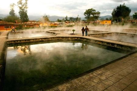 Caj-02 : Colonial Charms - Hacienda La Colpa & Baños del Inca
