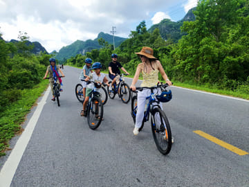 Easy Rider Cat Ba – National Park & Caving