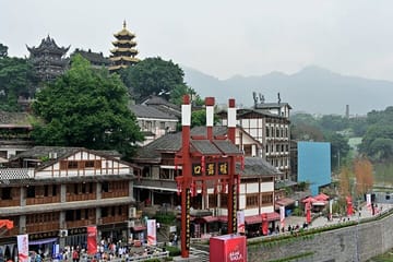 Chongqing Cloud Eye & Liangjiang Night Cruise Tickets