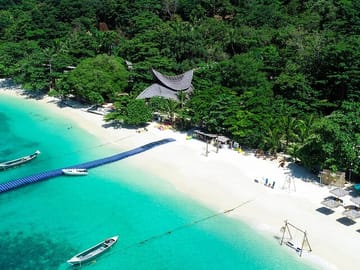 Half-Day Banana Beach Sunset Sail by Luxury Catamaran