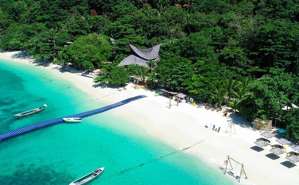 Half-Day Banana Beach Sunset Sail by Luxury Catamaran
