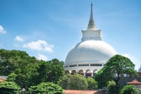 Kalutara Temple, Lunuganga Tour from Bentota 1