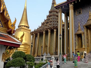 Grand Palace with Wat Phra Kaew Private Tour