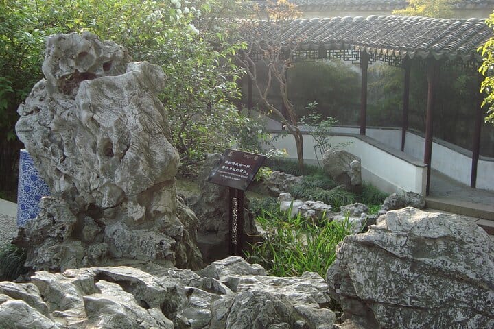 Beijing Forbidden City and Badaling Great Wall private day tour.