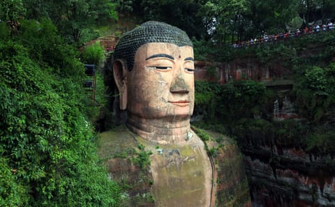 Leshan Giant Buddha and Tea Terrace Day Tour in Sichuan