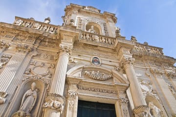 Lecce Cultural Tour with Cooking Class and Vineyard Visit