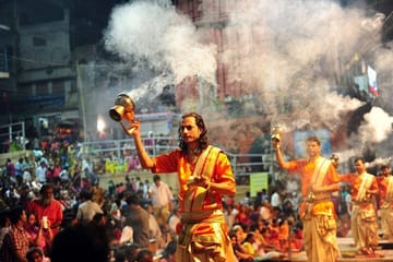 Buddhist Pilgrimage Tour of Agra and Bodh Gaya