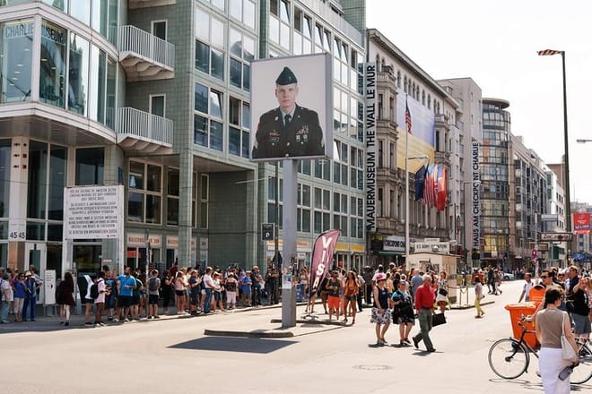 Private Behind the Berlin Wall & Cold War Berlin Tour 5