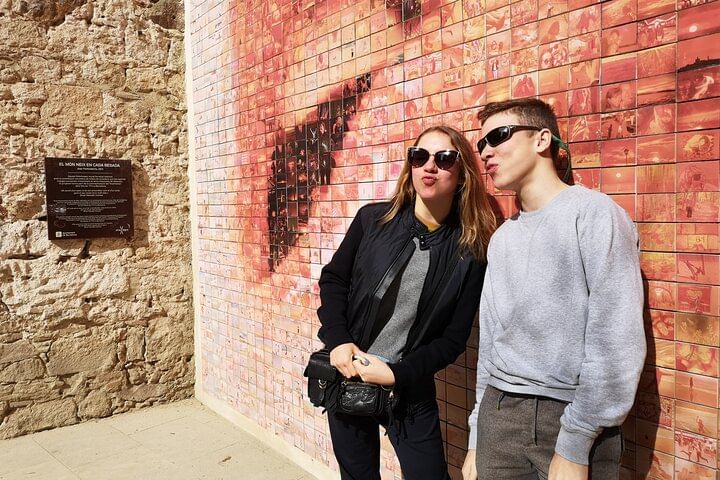 Alternative Barcelona - Raval Quarter Private Walking Tour 