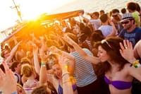  Miami Spring Break Party Boat with Live DJ and Open Bar  6