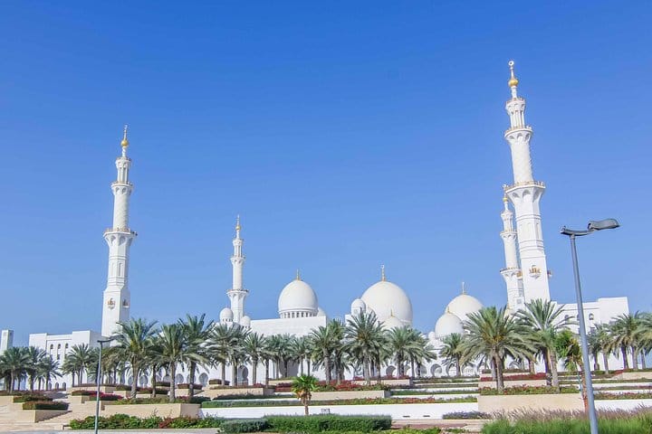 Abu Dhabi Marvelous highlights with Louvre,Grand Mosque & 5*lunch