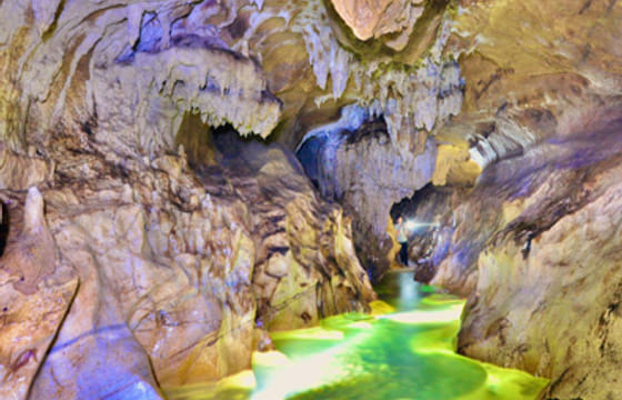 Hang Tham Phay expedition tour & Jungle trekking 4 days 3 nights