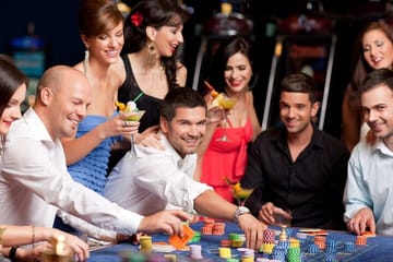 Private Evening Tour of Vancouver's Nightlife Attractions