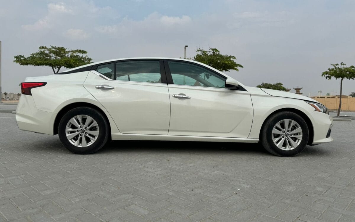 Private Transfer from Al Maktoum Airport (DWC) to  Port Rashid Cruise Terminal in Sedan Car 2