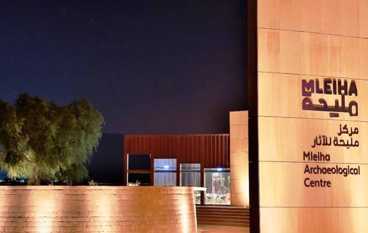 Mleiha Dubai Desert Safari with Stargazing and Dinner