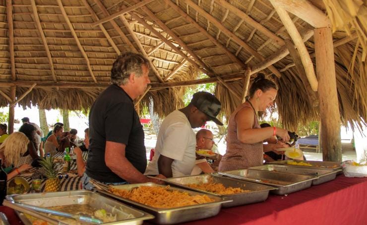 Samana: Cayo Levantado Tour with Beach 4