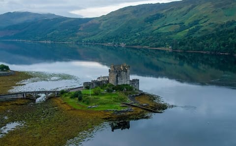 Isle of Skye and Eilean Donan Castle Tour from Inverness
