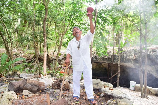 Aventura en cenote Yaxmuul Ceremonia y rapel del chamán maya