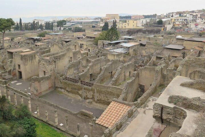 Pompeii, Herculaneum And Vesuvius - Group Tour 3