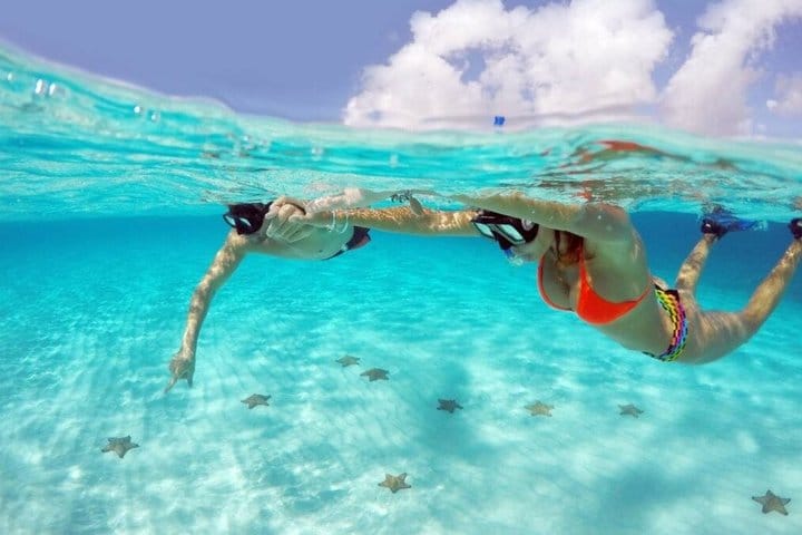 Private Luxury 55ft Yacht Cancun Isla Mujeres up to 17 Pax 3