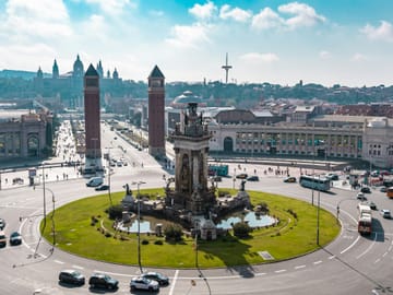 Private Guided Walking Tour of Barcelona's Highlights