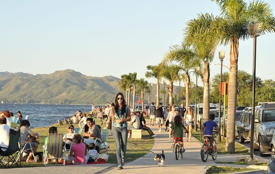 Half Day Tour to Villa Carlos Paz from Cordoba