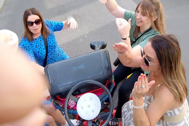 Party and Beer Bike Private Sightseeing Tour Berlin with Pick-up 10