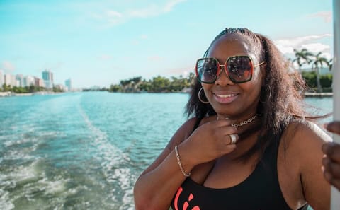 Professional Photo Shoot Experience in Miami Beach