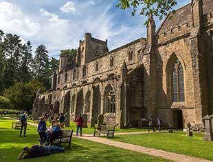 3 Day : Isle of Skye and The Highlands Tour with the Jacobite Steam Train (B&B Room with twin beds)