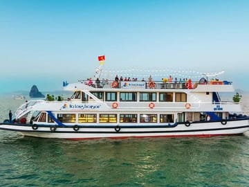 Ha Long Excursion 5 Stars Luxury Day Cruise from Tuan Chau Harbor