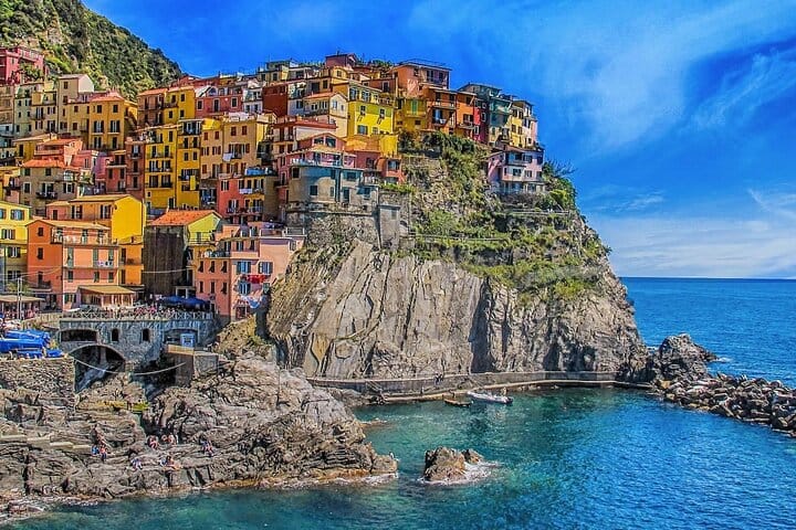 Private Full Day Tour in Amalfi, Pompeii and Sorrento from Naples 10