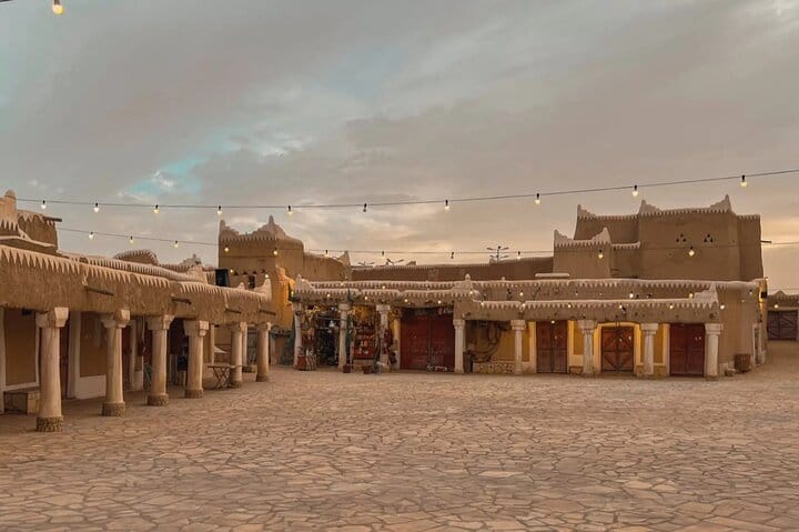 Qassim Heritage Tour Culture, Markets & Traditions 7