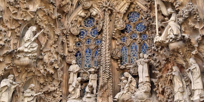 Barcelona Gaudi Private Tour- Modernist Walking Tour 7