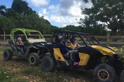 AWD Polaris 2 pax max- Adrenaline Adventure