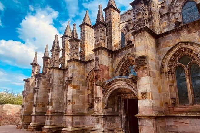 Private Day Trip to Stirling Castle, Kelpies and Rosslyn Chapel 4