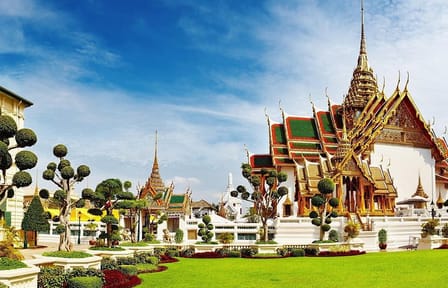 Discover Bangkok: Grand Palace & City Highlights Tour
