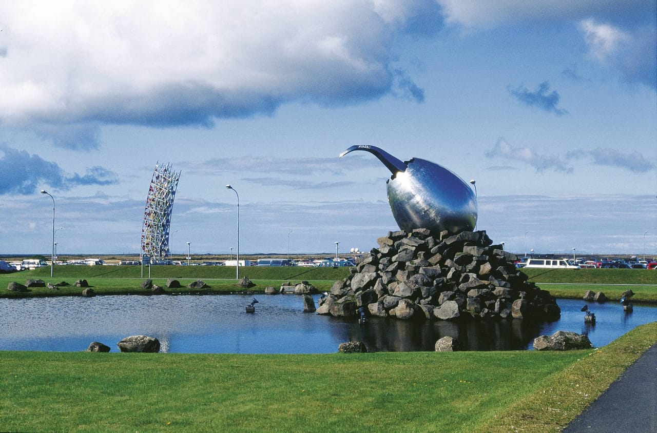 Premium Private Transfer from Reykjavik to Keflavik Airport! 3