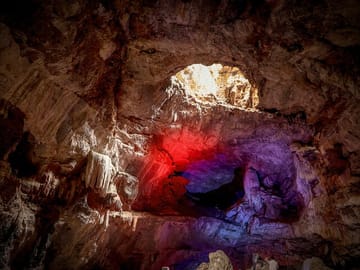 Day Tour from Visakhapatnam to Borra Caves and Thotlakonda