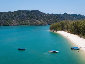 Your Way, Your Pace – Private Langkawi Half-Day Tour