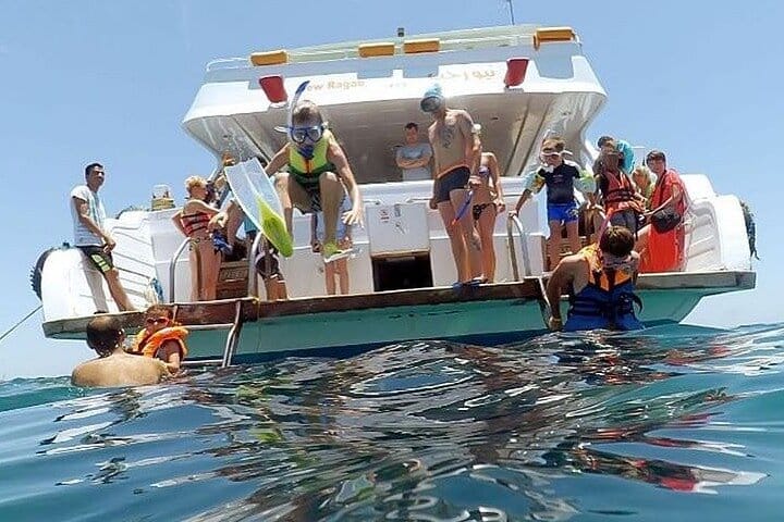 Snorkeling Day Trip With Dugong And Turtles Marsa Mubarak By Boat 7