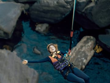 Rope Jumping Adventure in Deniyaya, Sri Lanka