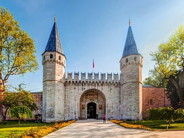 Istanbul Old City Tour with Lunch and Hotel Pickup