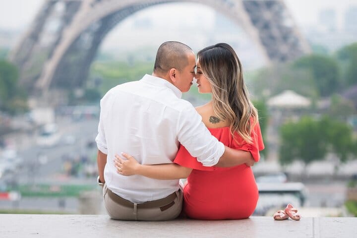 Paris Photoshoot by Professional photographer with CDG Transfers  4