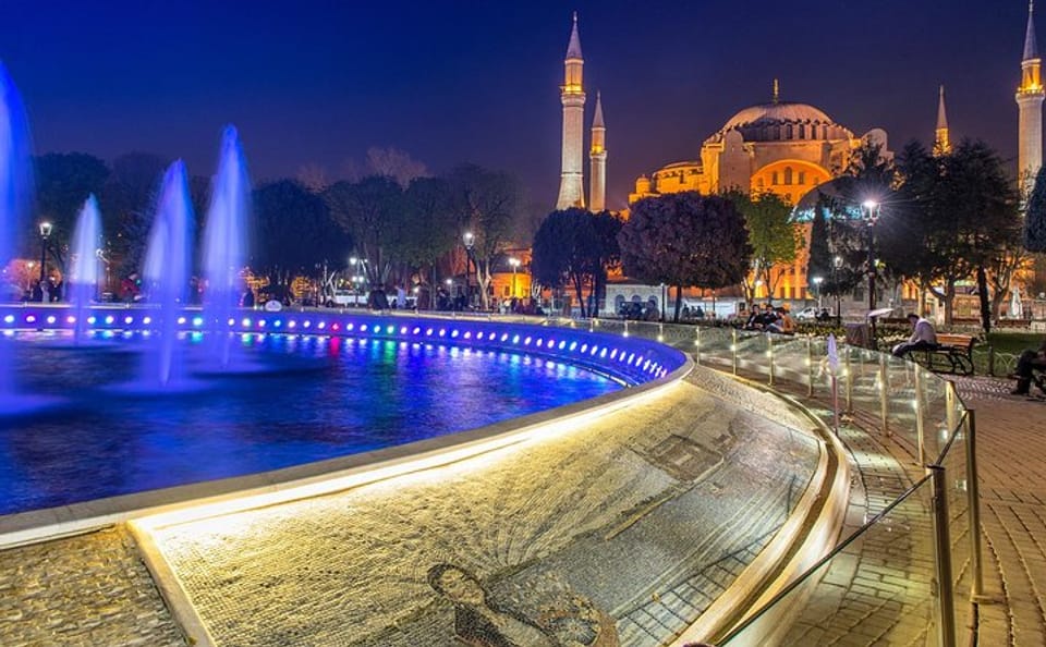 Istanbul Highlights: Guided Tour of Iconic Landmarks