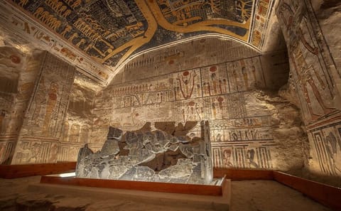 Hot-Air Balloon Ride and West Bank Highlights Tour in Luxor